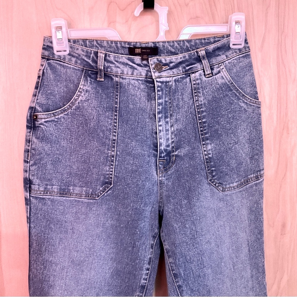 FRYE Women's Wide Leg Jeans Size 29 - EUC